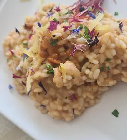 Oda ve Kahvaltı Restaurant Le Castella (Calabria)