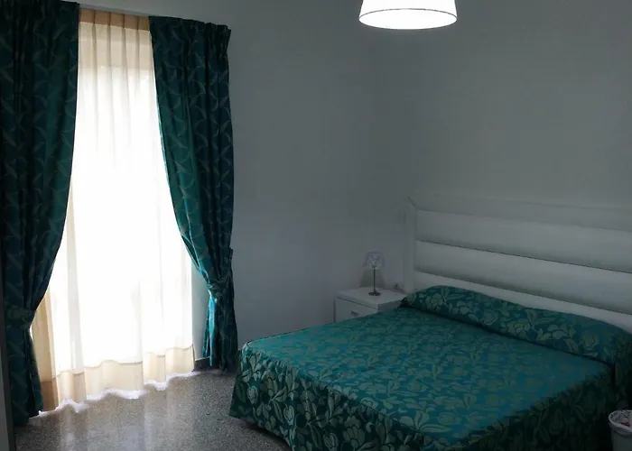 住宿加早餐酒店 Restaurant 3*